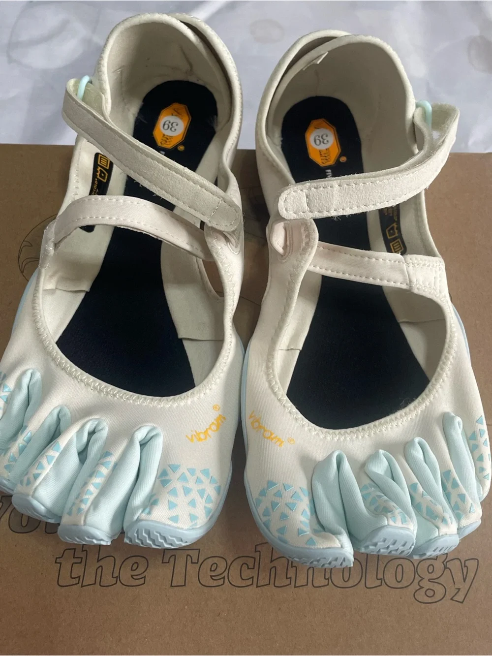 Vibram barefoot style